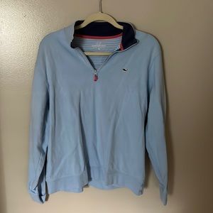 Vineyard vines pull over